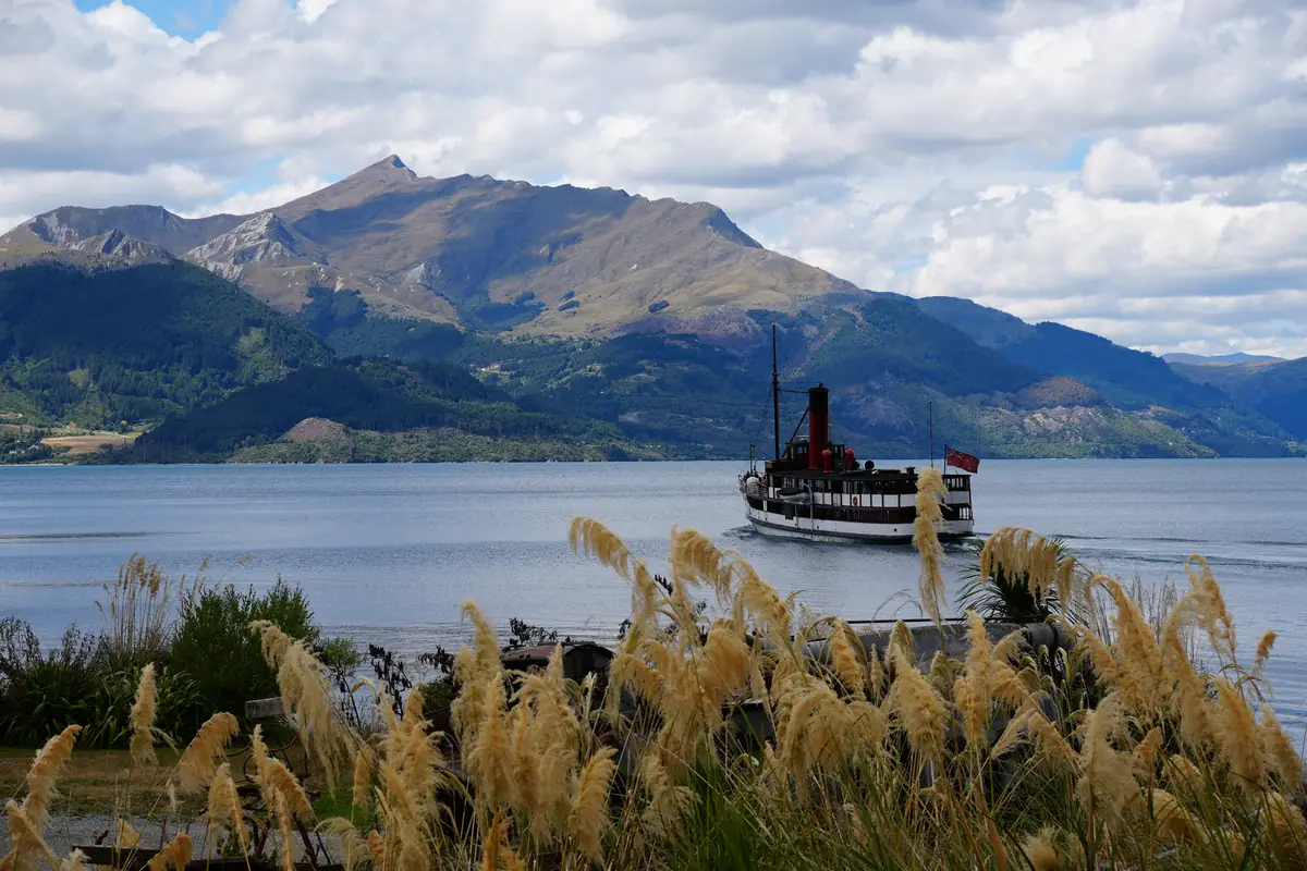 TSS Earnslaw Steamship to Walter Peak Farm