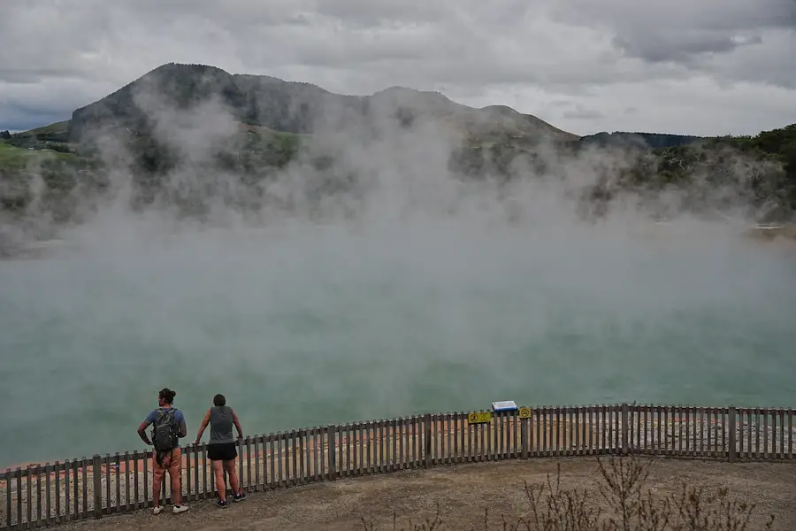 Waiotapu Champagne Pool